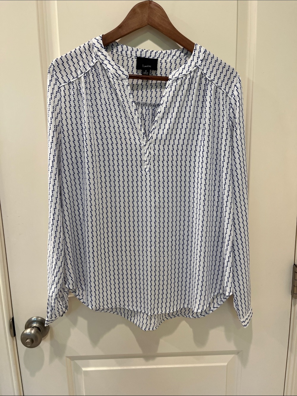 Lumiere White and Navy Printed Split-Neck Blouse